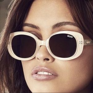QUAY Australia - Lulu Oval Cream Sunglasses